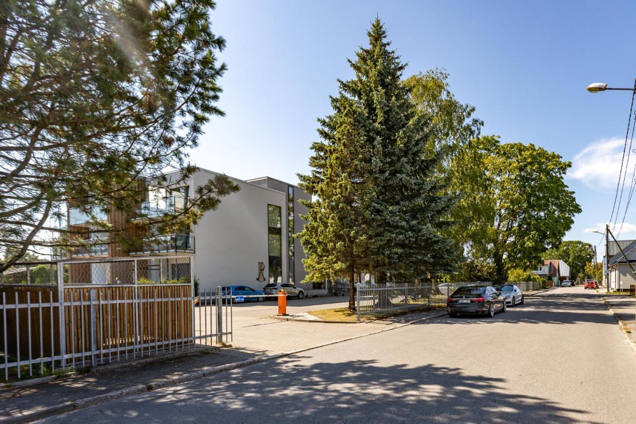 Aisa Apartments Пярну Экстерьер фото